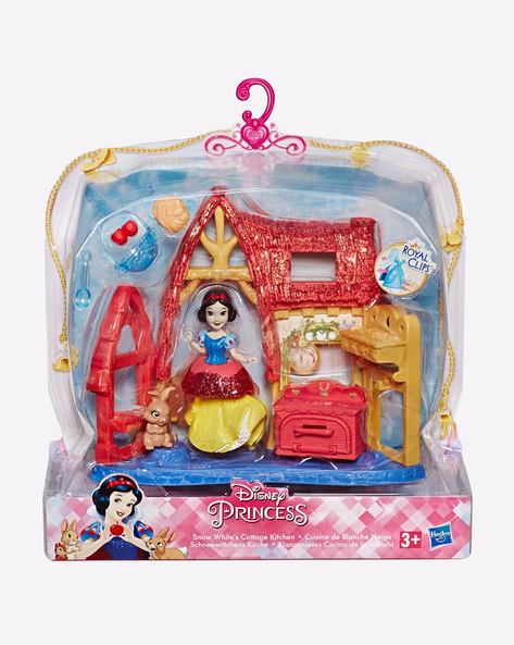 snow white doll house