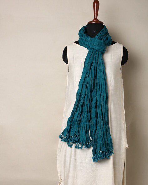 Cotton Mull Plain Crinkle Dupatta with Tassels Price in India
