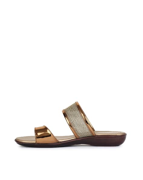 Textured Toe-Ring Sandals (Image - 1)
