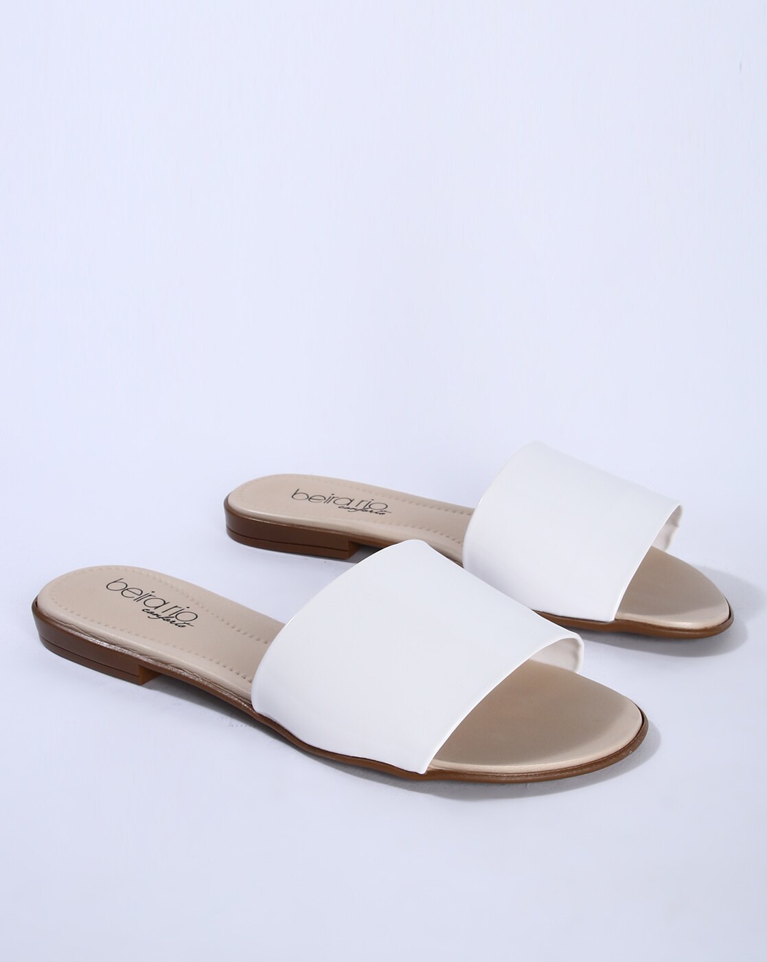 white flat sliders