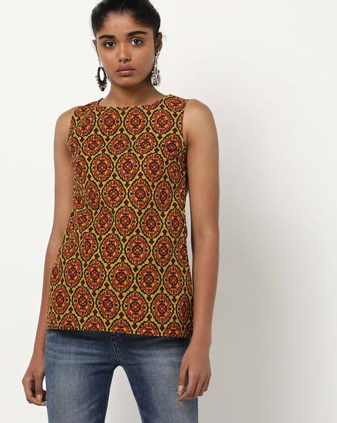 sleeveless short kurti tops