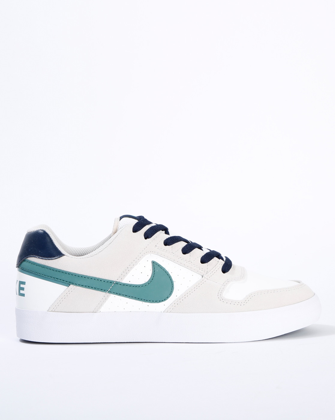 Buy White Sneakers for Men NIKE Online | Ajio.com