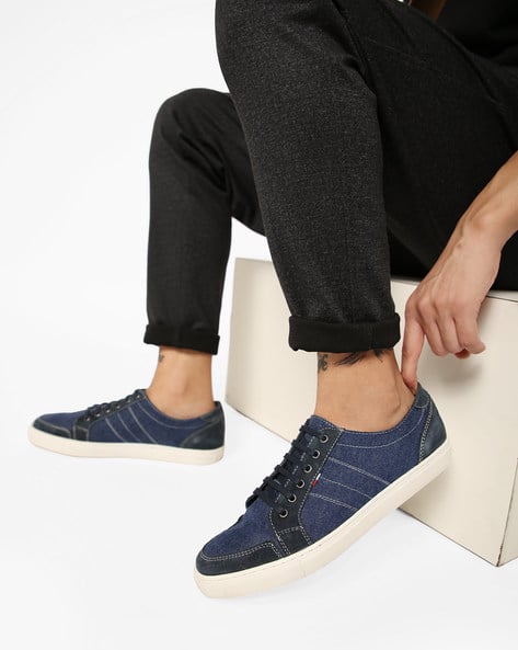 ajio canvas shoes