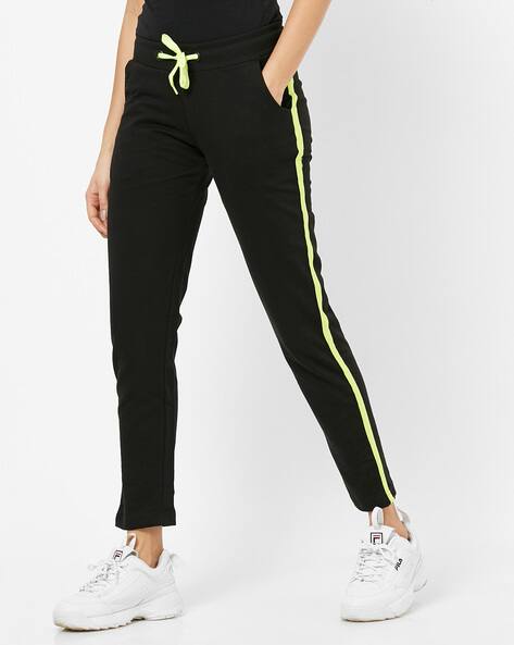 teamspirit track pants with side stripes