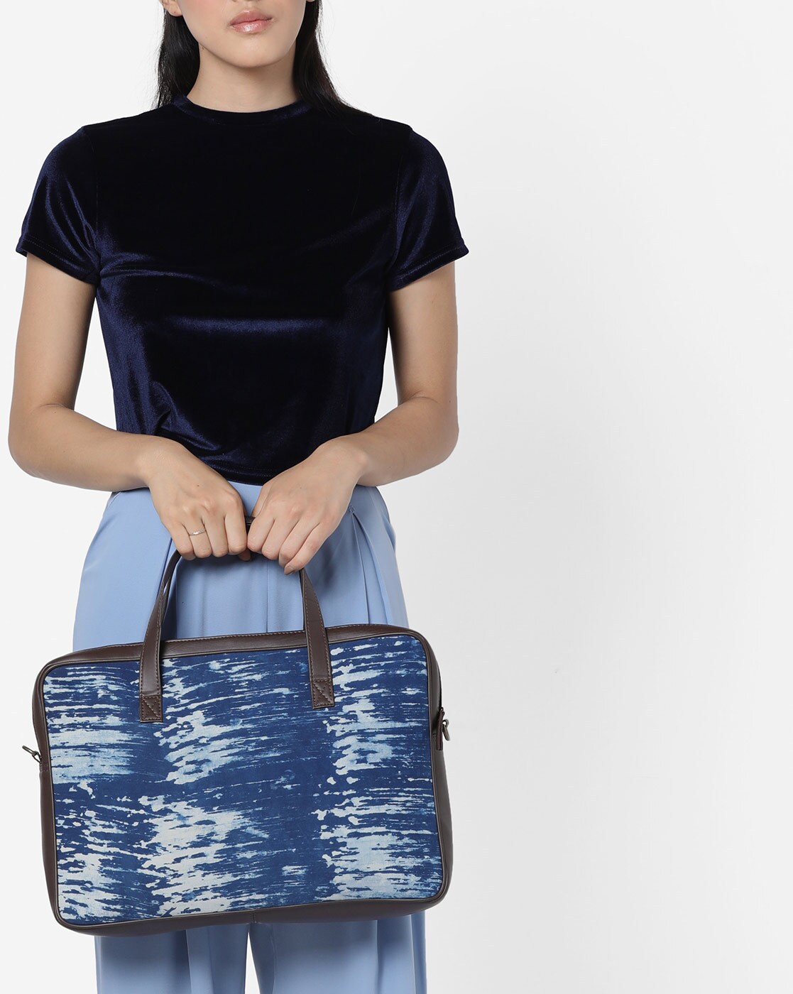 laptop sleeve with sling