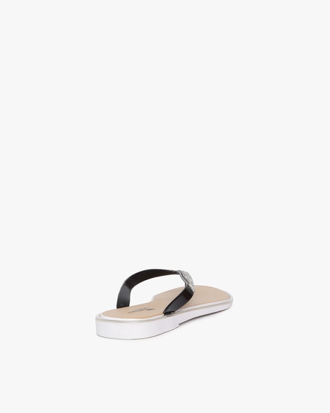 faisbee slippers
