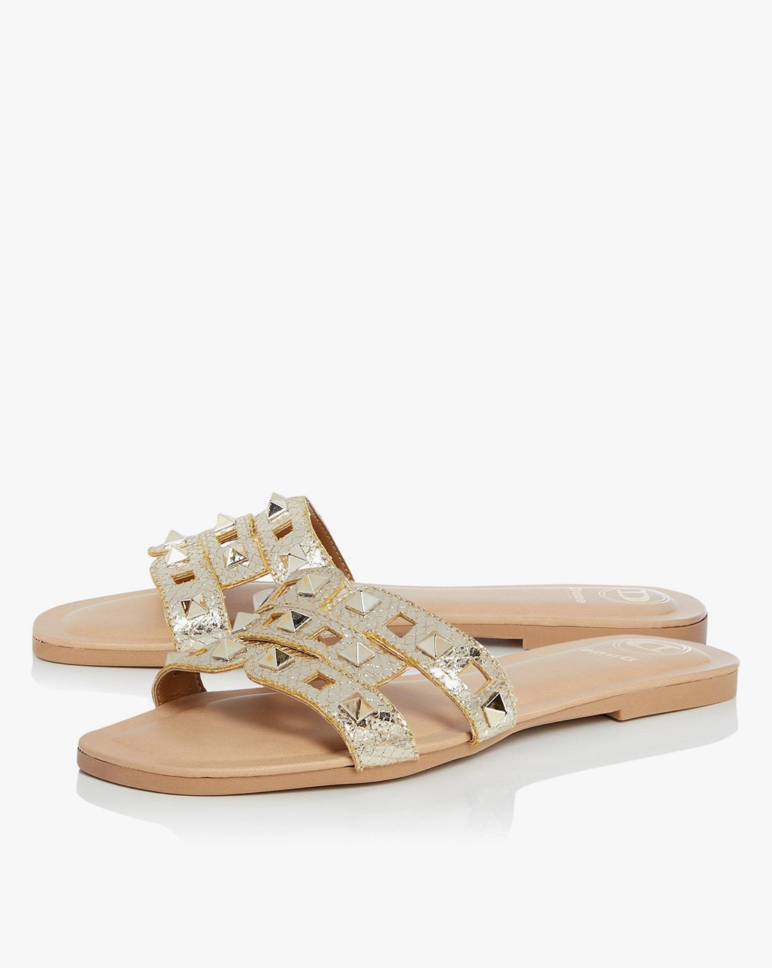 flat sandal