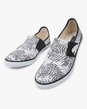 Graphic Print Slip-On Casual Shoes