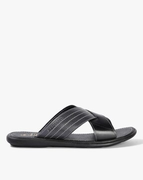 redtape sliders for men