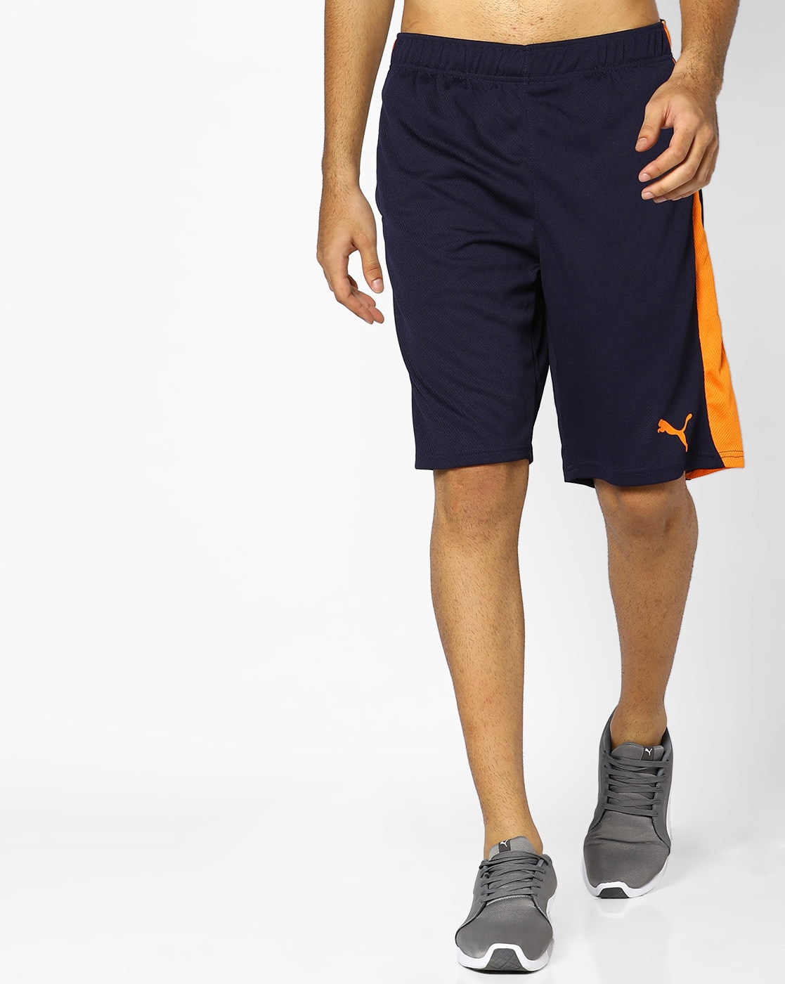 Puma shop formstripe shorts