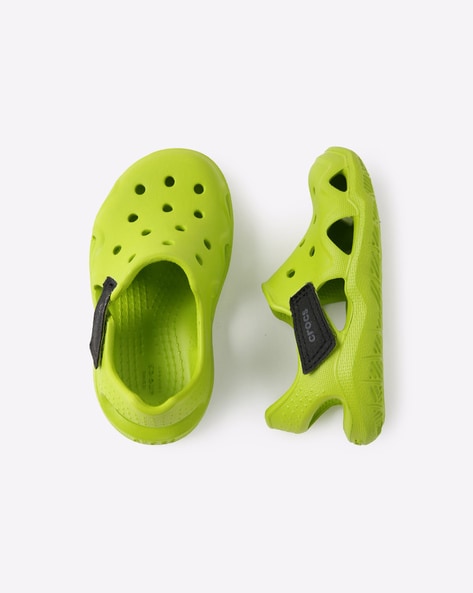 crocs croslite shoes