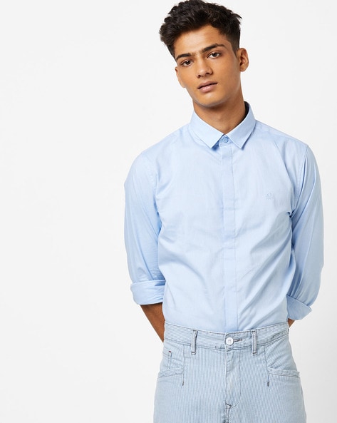 oxford shirt with jeans