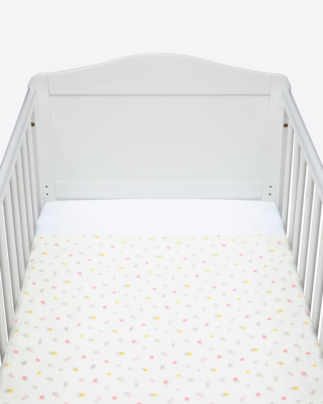 white cot coverlet