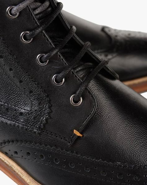 Buy Black Boots for Men by Online | Ajio.com