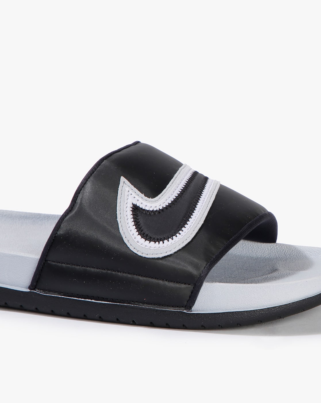 old style nike flip flops