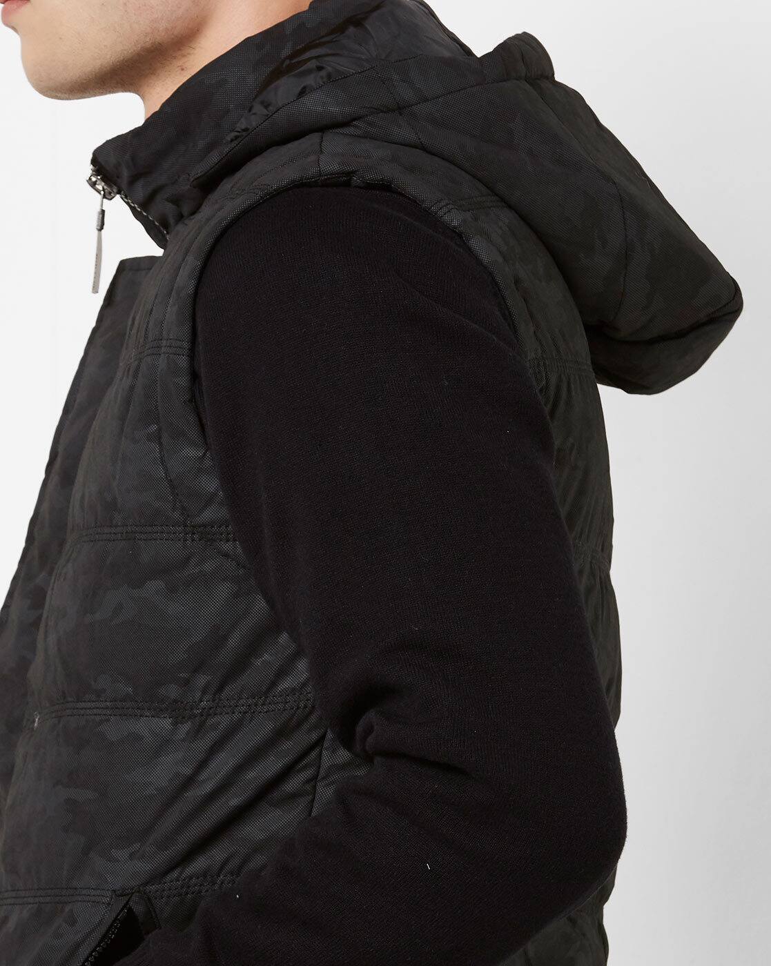 killer sleeveless jacket