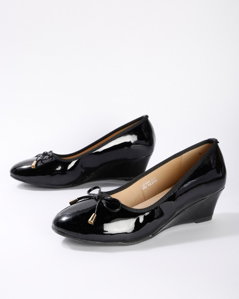 black slip on shoes with bow