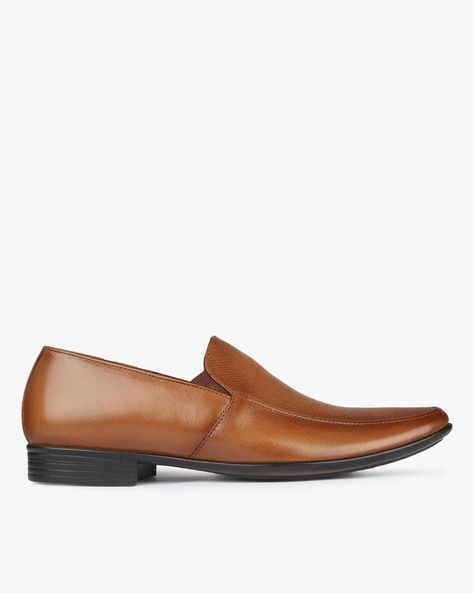 Egoss Textured Slip-On Formal Shoes