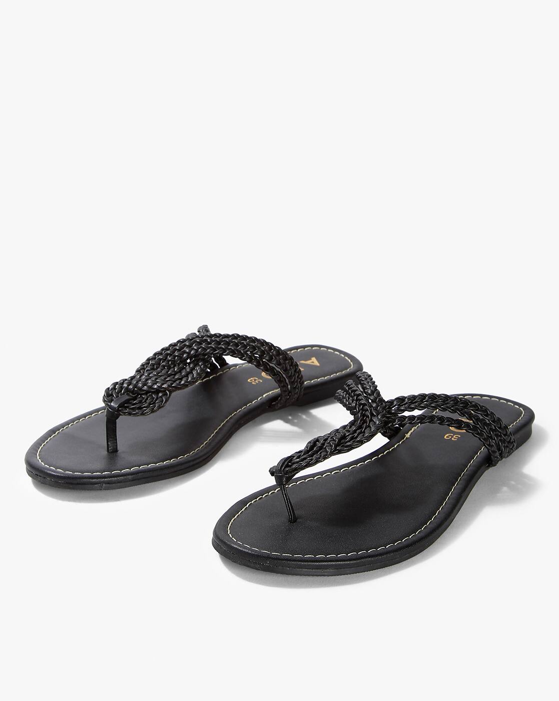 ajio flat sandals