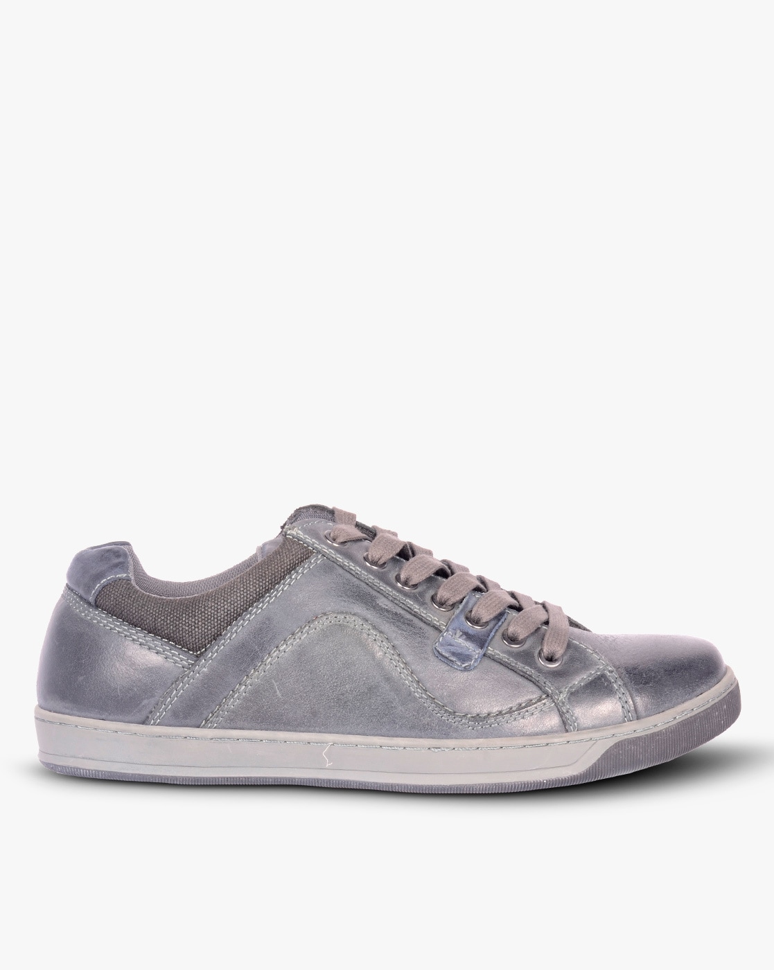 steve madden grey sneakers