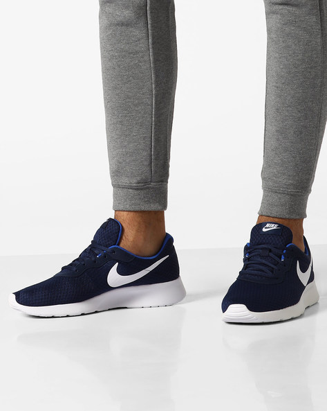 Nike Tanjun Low-Top Running Shoes