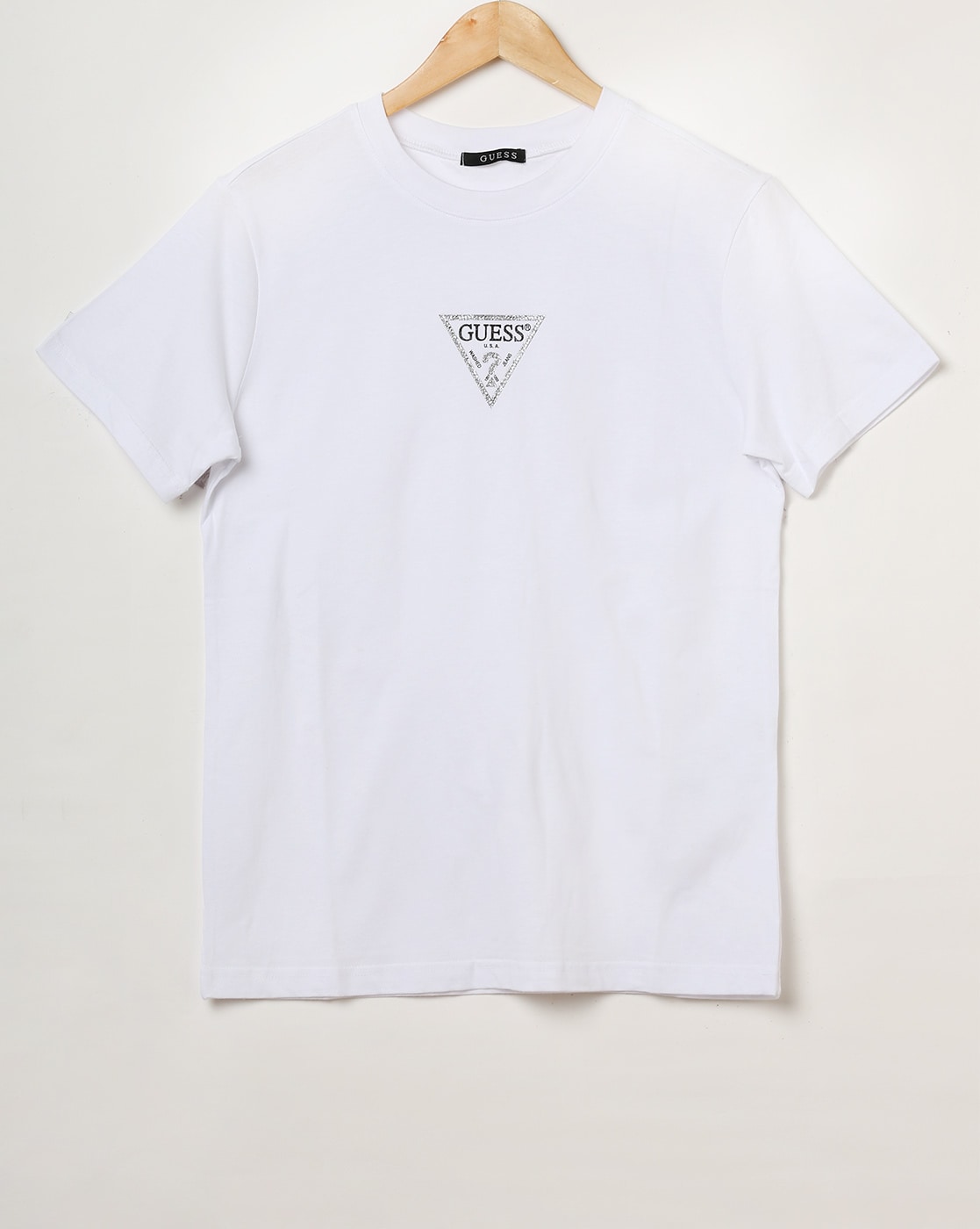 guess white t shirt