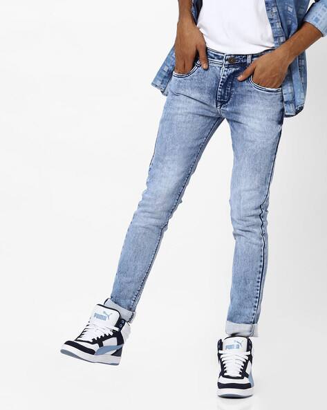 sky blue jeans outfit