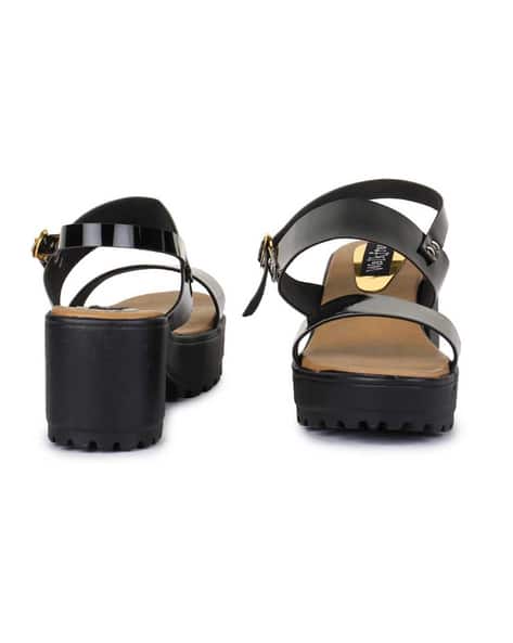 Chunky Heeled Sandals with Buckle Fastening (Image - 2)