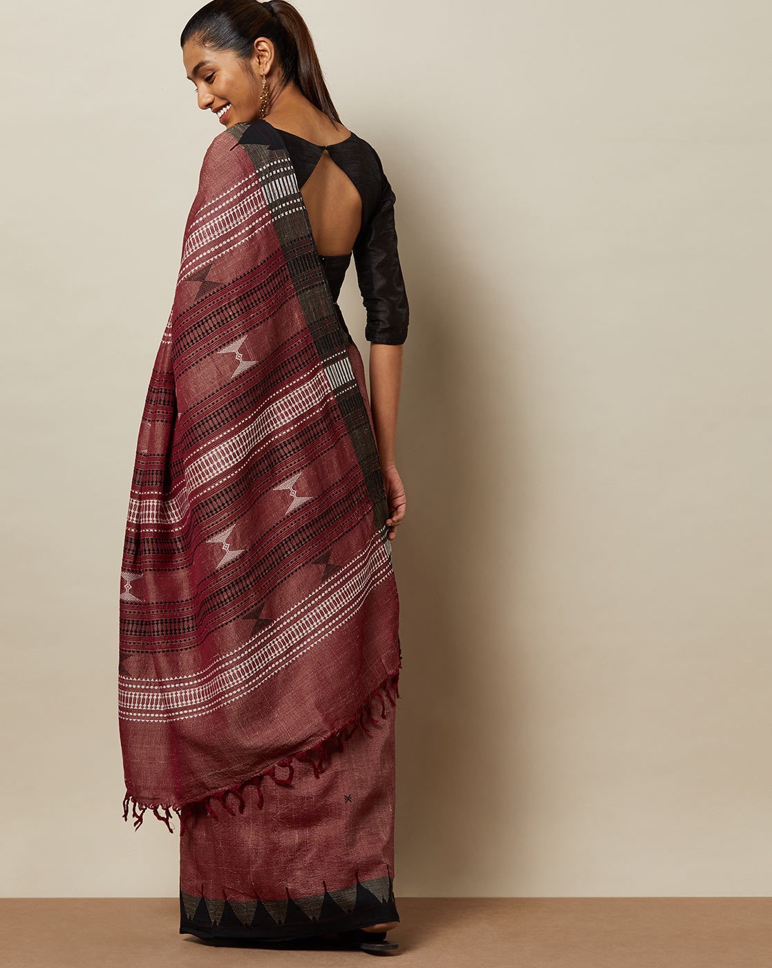 Buy Maroon Sarees for Women by Priyadarshini Handloom Online