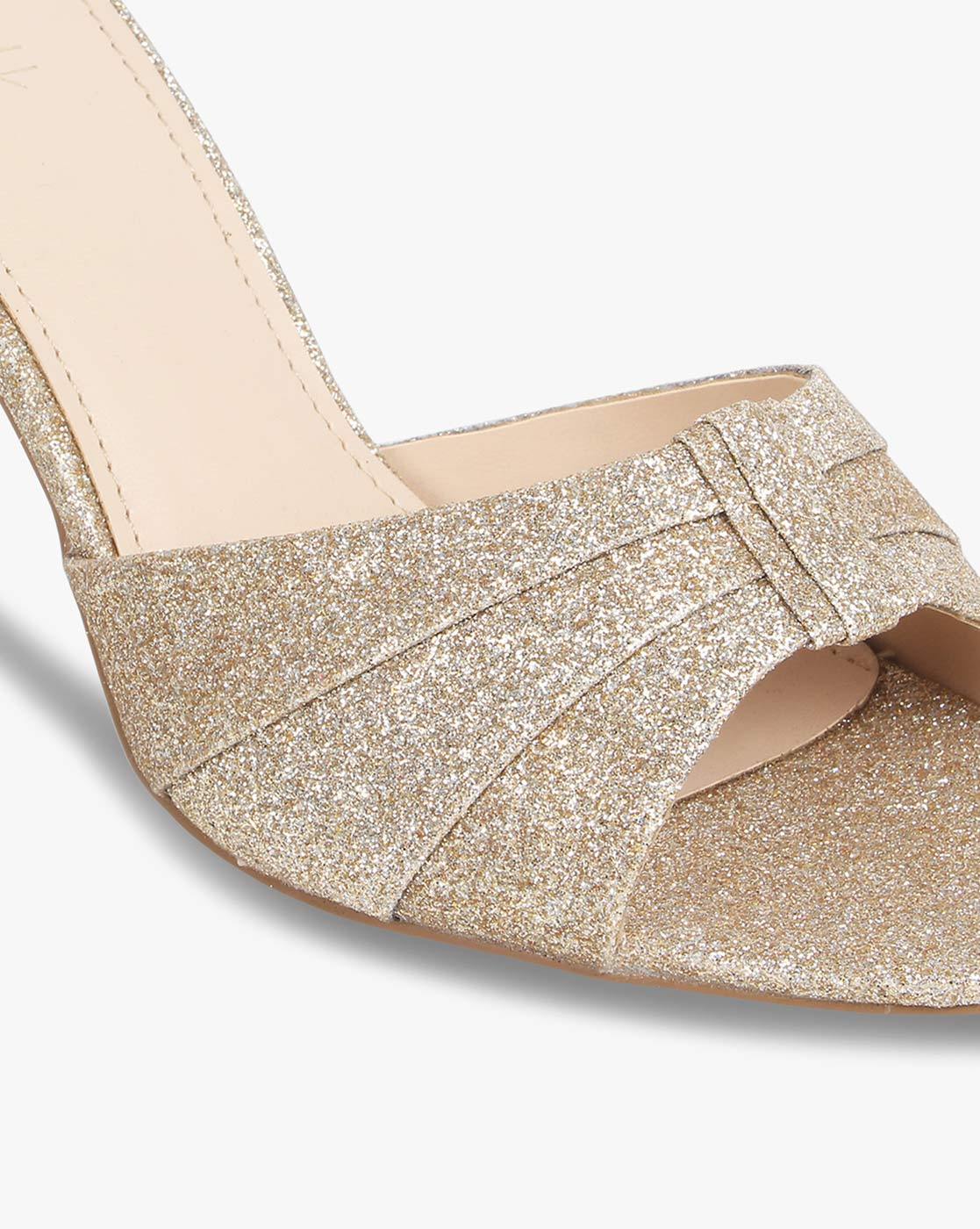 Catwalk Women Gold Casual - Buy Catwalk Women Gold Casual Online at Best  Price - Shop Online for Footwears in India | Flipkart.com