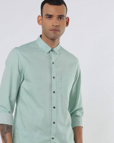 Men Textured Slim Fit Shirt with Mandarin Collar