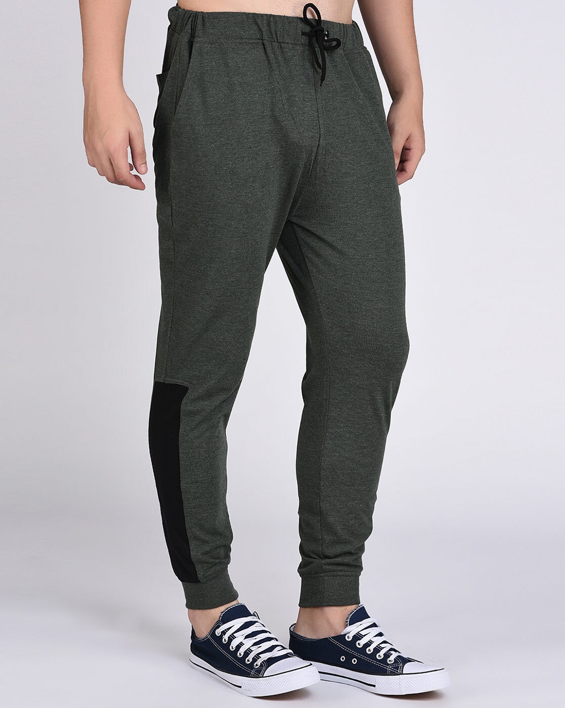 straight jogger pants