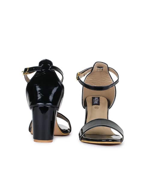 Pumps with Buckle Fastening (Image - 3)