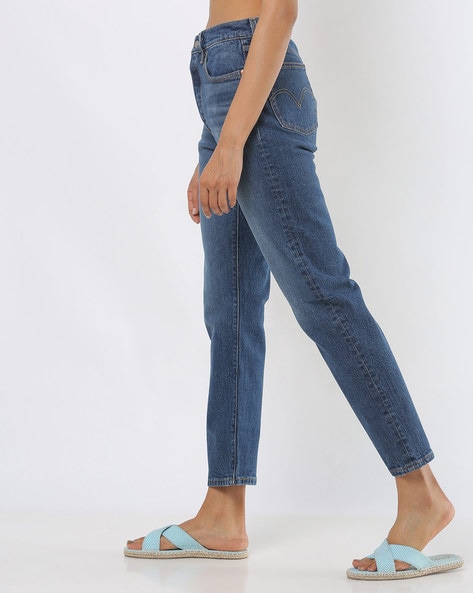 ajio straight jeans