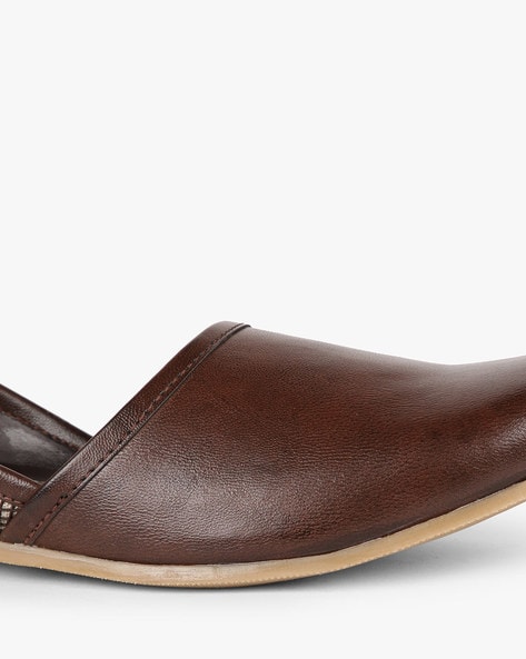 Ajio nagra clearance slip on shoes