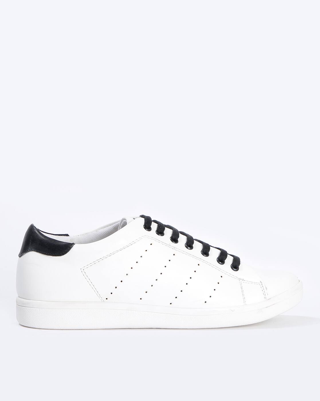 white shoes 500 rs