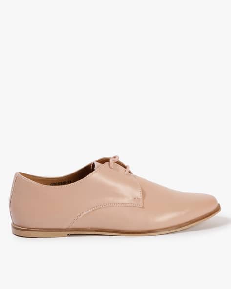 Pointed-Toe Derby Flat Shoes (Image - 2)
