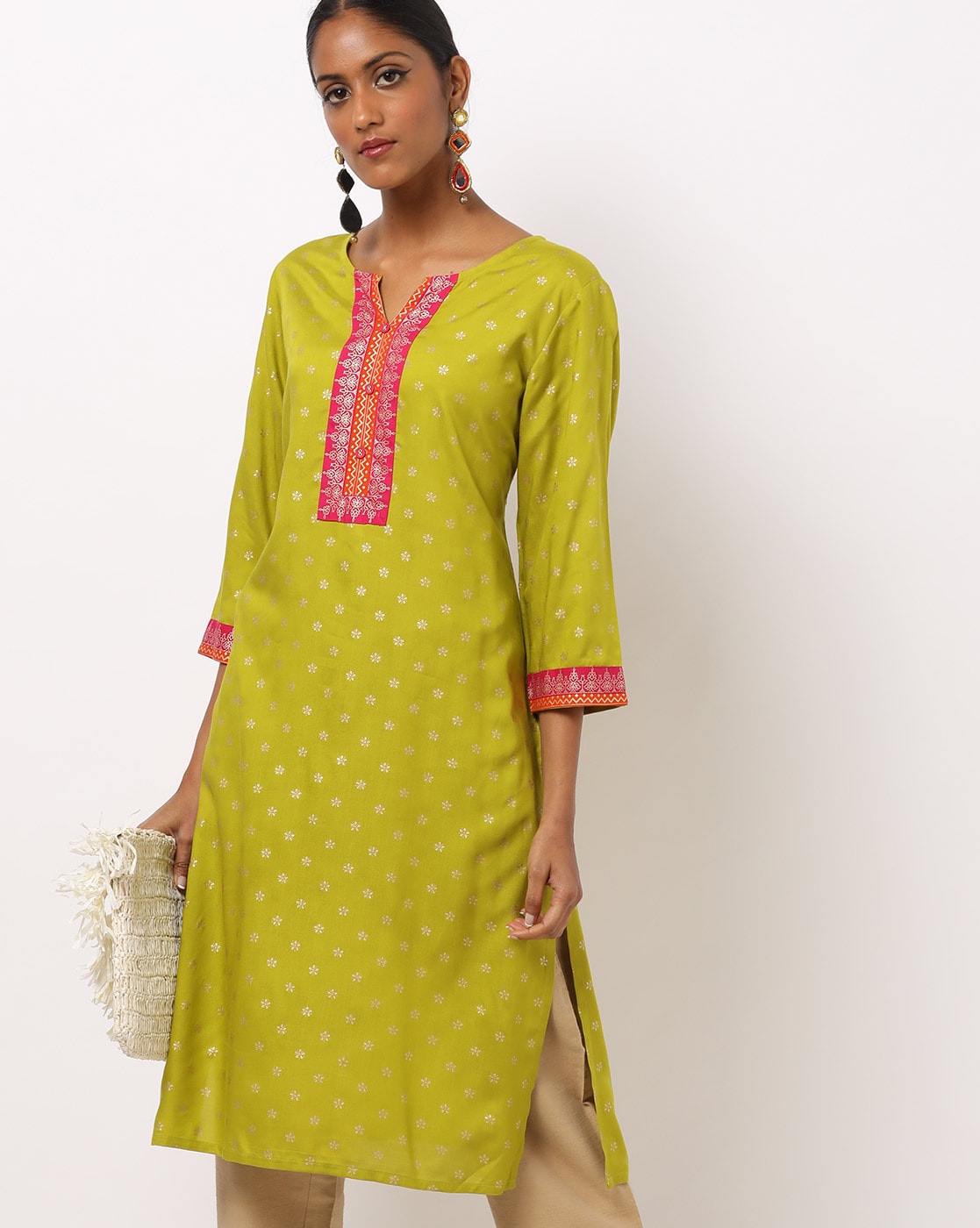 Buy online Kurti Plazo Dupatta Set Brand Avaasa from Kurta Kurtis for Women  by Shree Collection for ₹1579 at 39% off | 2024 Limeroad.com
