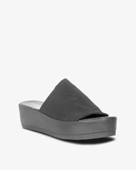 flatform slip on sandals