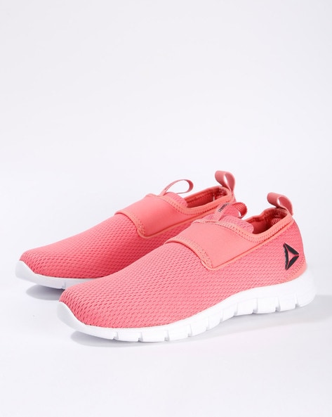 reebok pink shoes