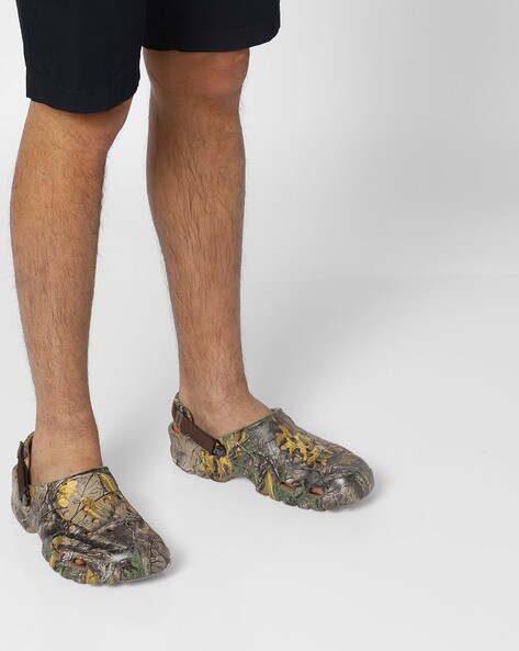 mens offroad crocs