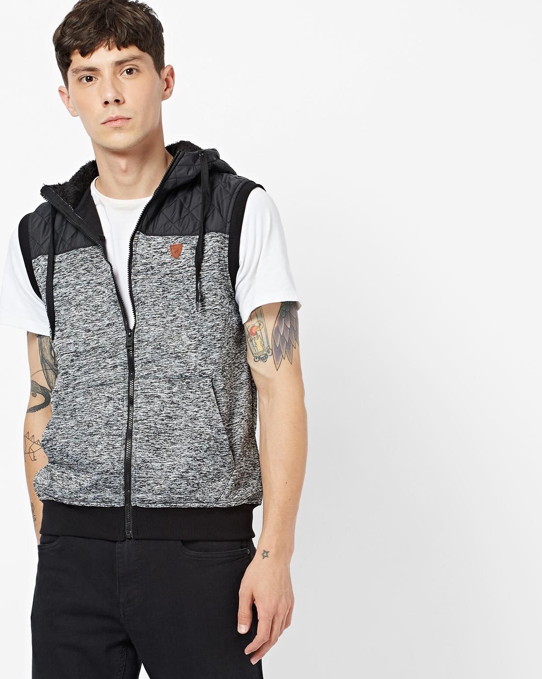 sleeveless hooded jacket