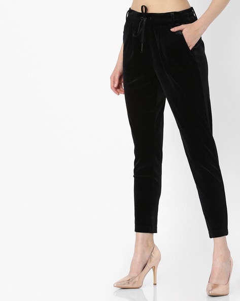 Black Velvet Wide Leg Crop Trouser | WHISTLES |