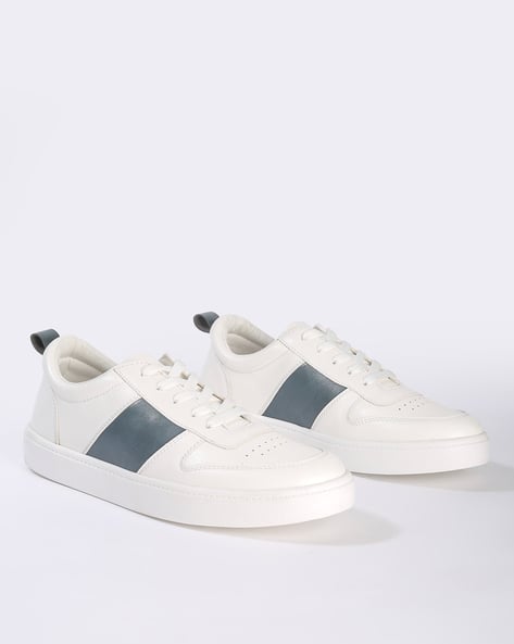 grey colour casual shoes