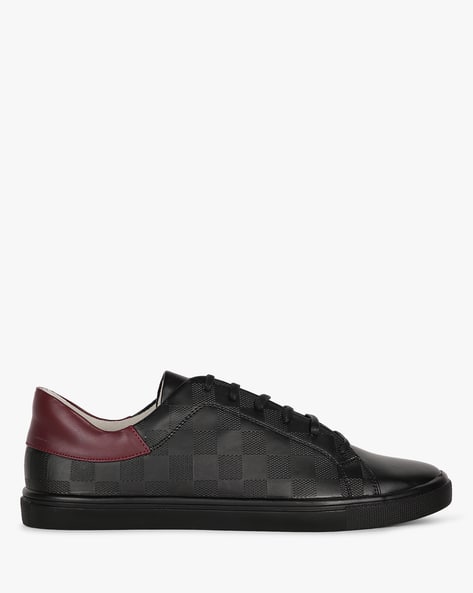 Textured Sneakers With Contrast Heel Tab By TURN ( Black )