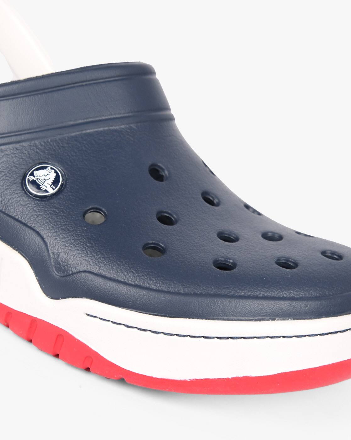 Buy CROCS Front Court Clogs Online | Ajio.com