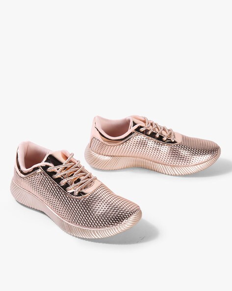 Qupid rose store gold sneakers