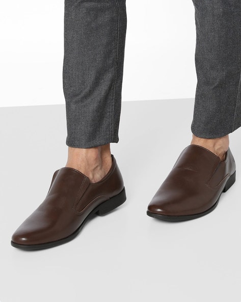 Bond hot sale street loafers