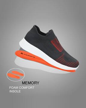 latest sports shoes for men