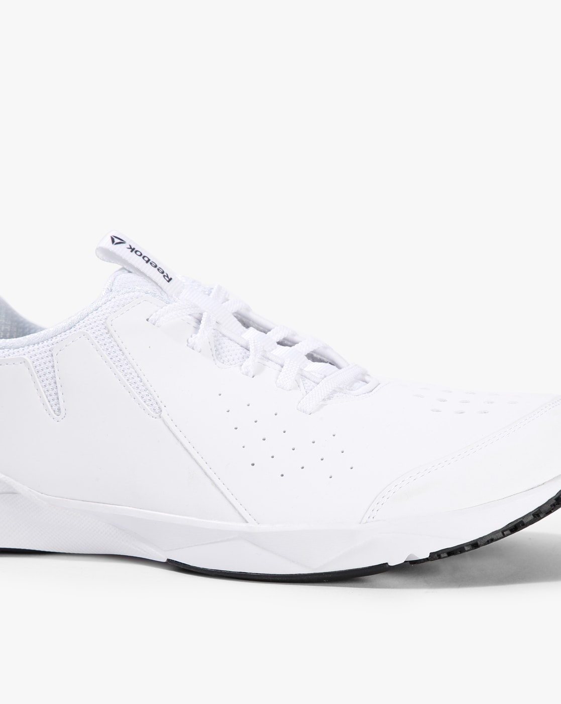 huella dactilar terminar Admisión Buy White Sports Shoes for Men by Reebok Online | Ajio.com